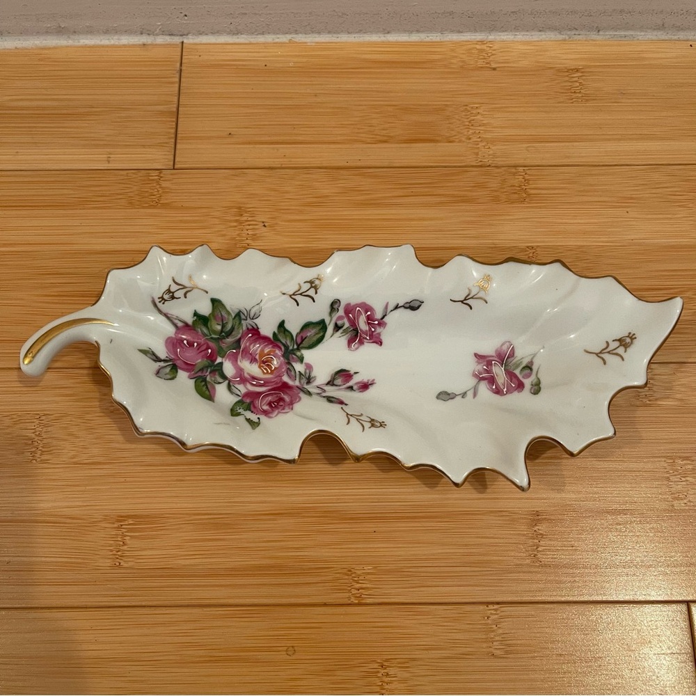 Hand Painted Floral Leaf Shaped Trinket Dish Porcelaine Paris Vintage